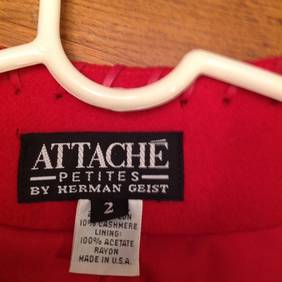 Beautiful red Perfect for Christmas jacket - Picture 4 of 6